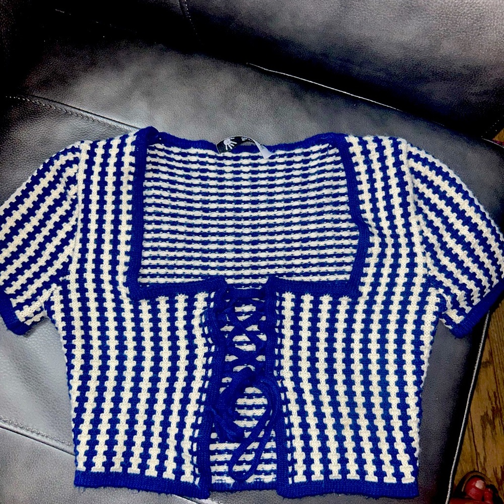 Sobe Crop - Navy Blue & off White - s/m